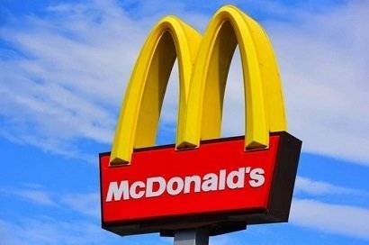 Американка открыла огонь McDonald's, разозлившись на закрытие сидячей обеденной зоны