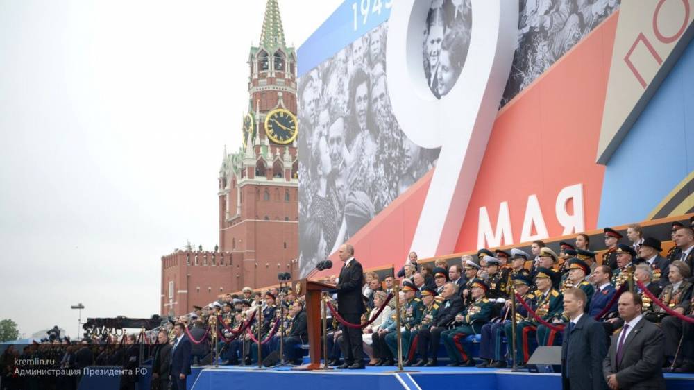 Президент Вьетнама поздравил Россию с годовщиной победы над фашизмом