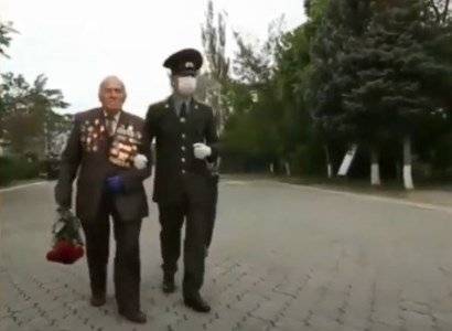 В Ереване проходит Марш почета ветеранов