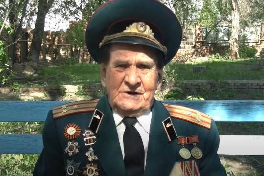Расул Гамзатов - Ко Дню Победы фронтовики записали стихотворение о памяти, долге и чести - versia.ru