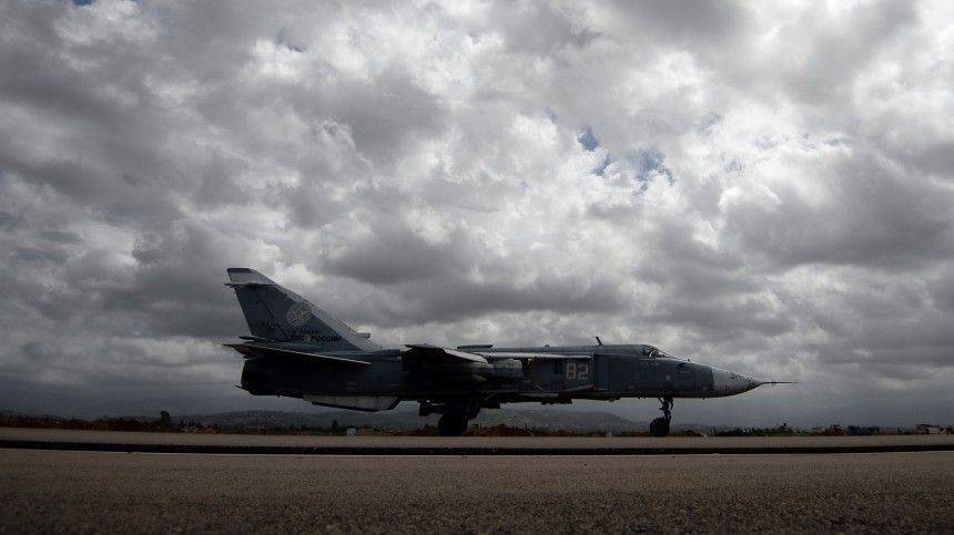Видео: российские военные провели авиапарад в Сирии в честь Дня Победы