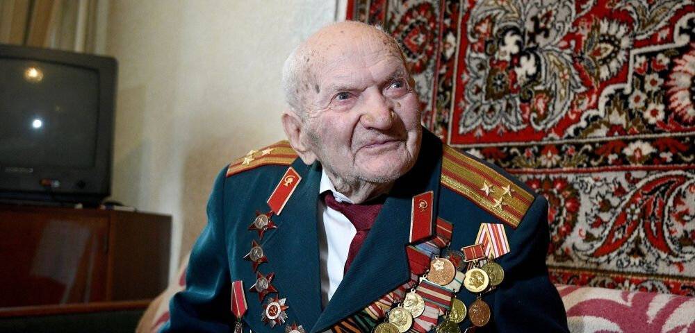 За 103 года не болел даже простудой: ветеран ВОВ раскрыл секрет долголетия