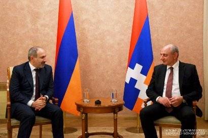 Никол Пашинян и Бако Саакян обсудили вопросы взаимодействия двух армянских государств