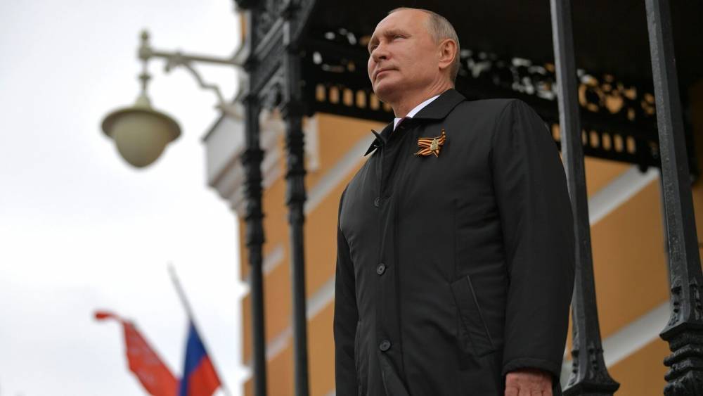 Путин принял участие в онлайн-шествии «Бессмертного полка»