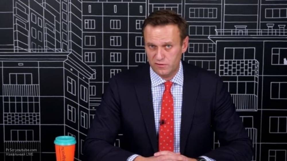 Навальный продвигает программу "Пять шагов для России", опираясь на помощь мошенников