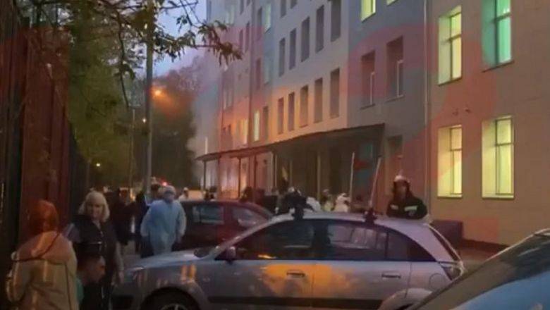 Пожар в московской больнице: погиб один пациент, более 200 эвакуированы