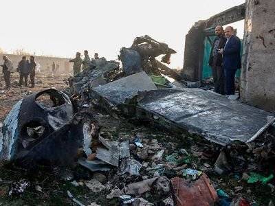 СМИ: МИД Украины вызвал посла Ирана из-за решения по черным ящикам сбитого самолета