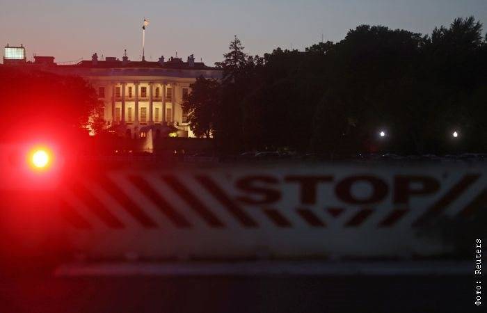 Дональд Трамп - Джордж Флойд - СМИ узнали, что Трамп во время протестов в Вашингтоне cпрятался в бункере Белого дома - interfax.ru - Москва - США - Вашингтон - New York