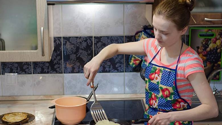В Госдуму внесли законопроект о выплатах МРОТ домохозяйкам