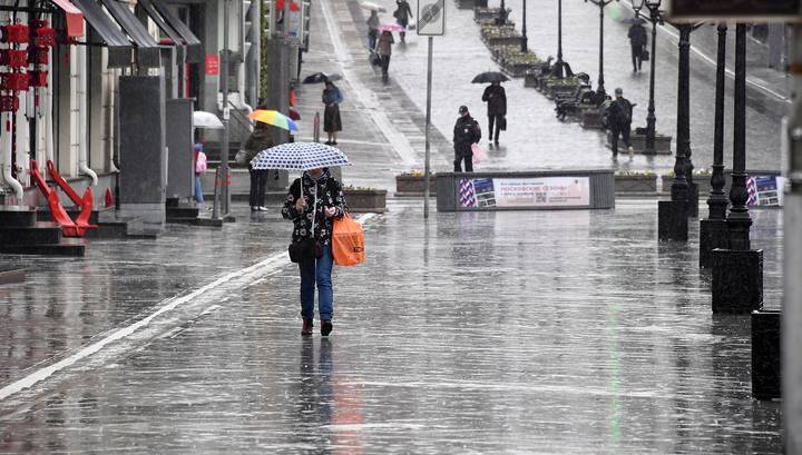 В Москве побиты все рекорды по осадкам, но дожди уходить не собираются