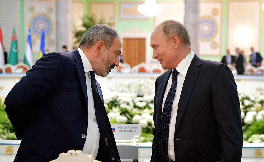 Путин пожелал крепкого здоровья заболевшему коронавирусом Пашиняну