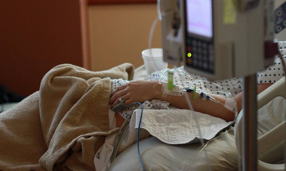 Женщина с коронавирусом умерла в Карелии. Еще восемь человек заболели
