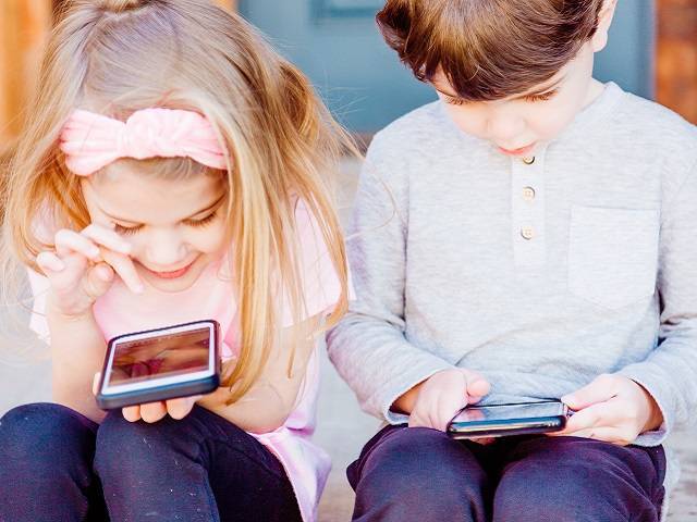 МегаФон направил 20 тысяч смартфонов детям из малоимущих семей в рамках акции взаимопомощи #МыВместе