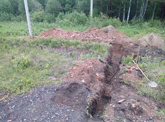 В Екатеринбурге в районе, где нашли останки Николая II, рабочие РЖД начали рыть траншеи
