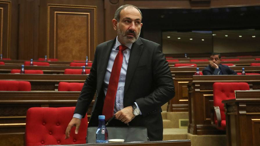 Пашинян продолжит исполнять обязанности премьера Армении, несмотря на COVID