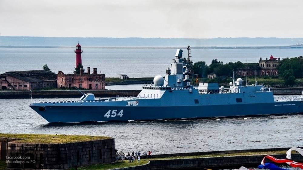 Акт приемки ракетного подводного крейсера "Князь Владимир" утвердил главком ВМФ России