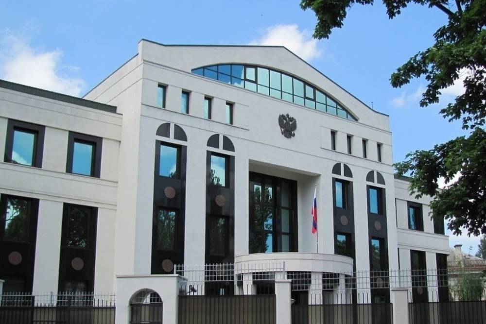 Посольство РФ в Молдавии эвакуировано из-за бомбы