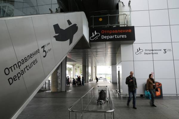 Пассажиропоток в российских аэропортах снизился на 87%