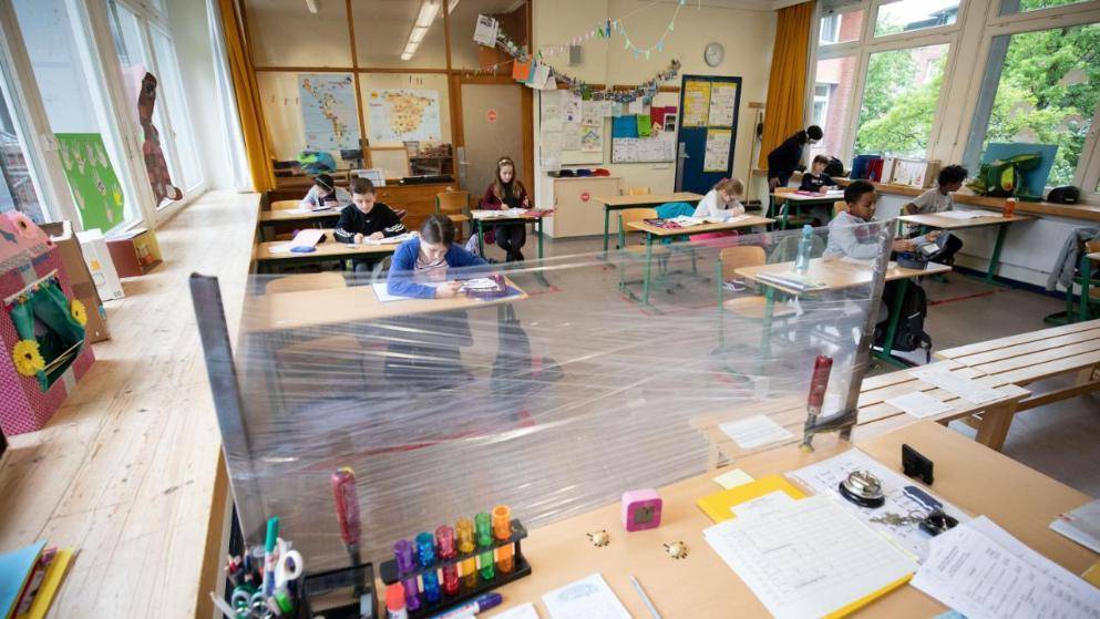 Хаос в школах: немцы в ярости от неспособности правительства наладить учебный процесс