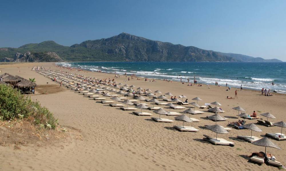 Готовим чемоданы: Турция открывает пляжи и рестораны