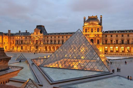 Лувр будет открыт для посетителей с начала июля
