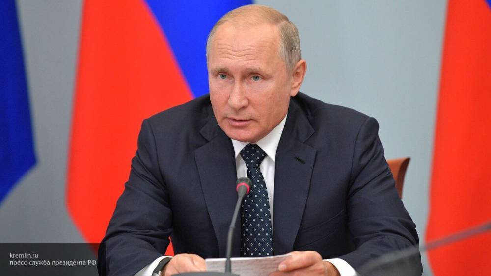 Путин заявил, что ситуация с коронавирусом в России улучшается