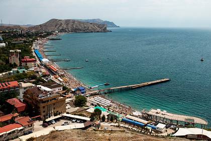 В Крыму смягчили правила заезда в отели для туристов при пандемии