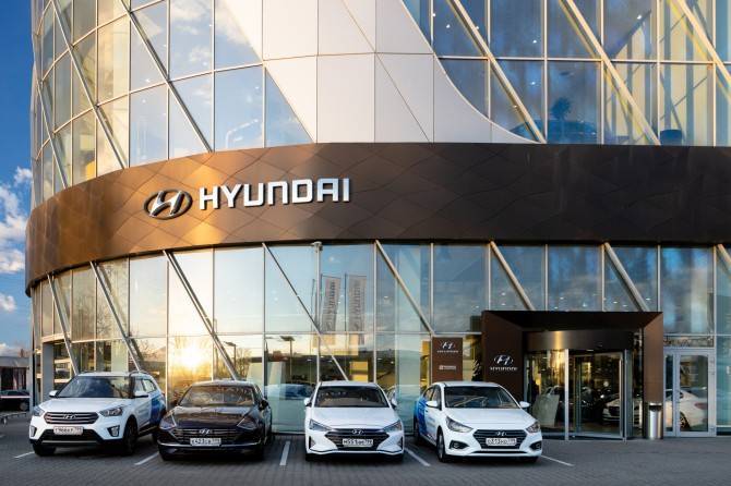 Дилерские центры Hyundai и Genesis возобновили работу в Москве и Московской области