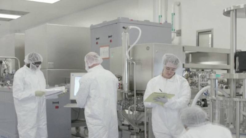 Фирма Emergent получила госконтракт на производство потенциальной вакцины от COVID-19