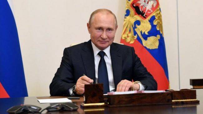 Путин: Голосование по поправкам в Конституцию России состоится 1 июля
