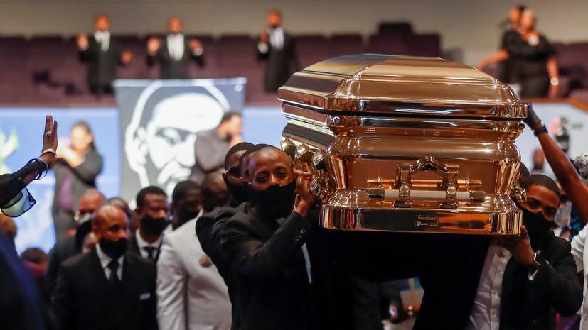 Афроамериканец Джордж Флойд был похоронен в Хьюстоне