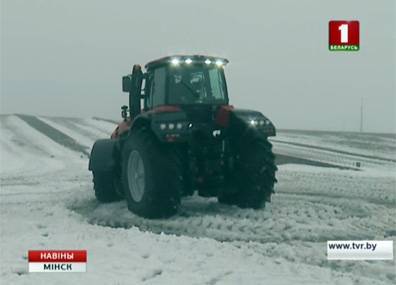 Фермеры США и Канады провели тест-драйв нескольких моделей "Беларуса"