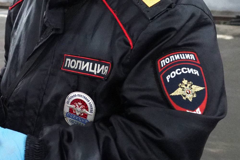 Подозреваемого в краже из магазина разыскивают в Москве