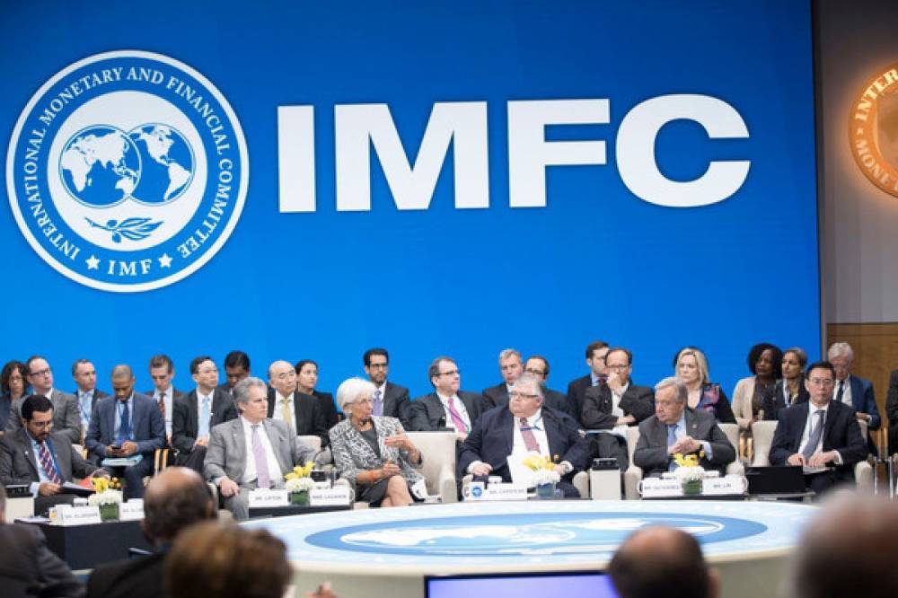 МВФ одобрил программу помощи Украине