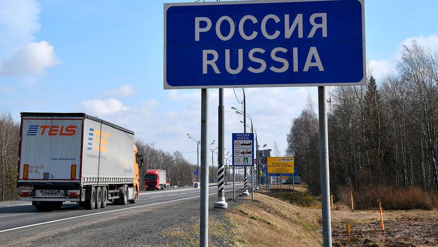 Сотни россиян побывали за границей в разгар COVID-19 в апреле
