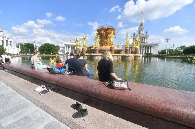 Синоптики предупредили о резких перепадах температуры в Москве
