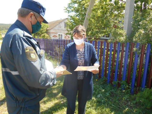 Жителям села Спешнёвка рассказали о правилах пожарной безопасности