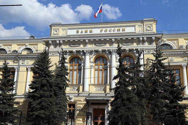 В мае российские банки получили рекордно низкую прибыль