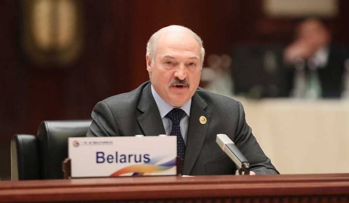 Политолог объяснил грубое поведение Лукашенко: Обезумел от страха