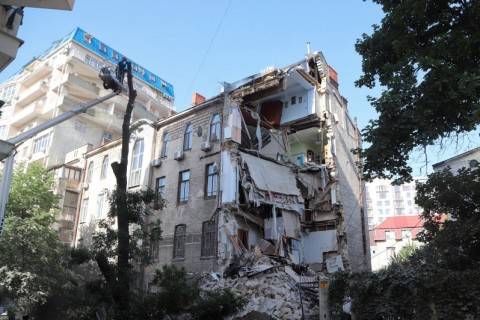 Названа предварительная причина обрушения дома в Одессе