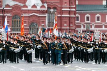 Шавкат Мирзиёев посетит парад Победы в Москве 24 июня
