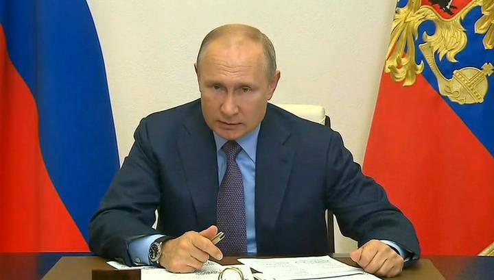Путин:надо поддержать спрос на продукцию российских IT-компаний