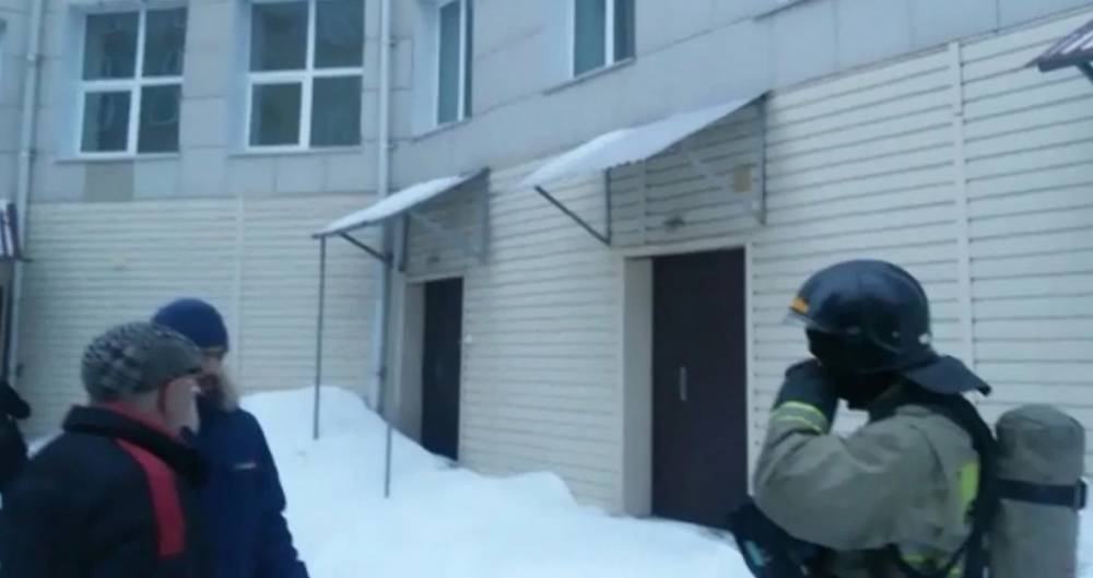 В гостинице в Уфе произошел пожар, эвакуировано 80 постояльцев