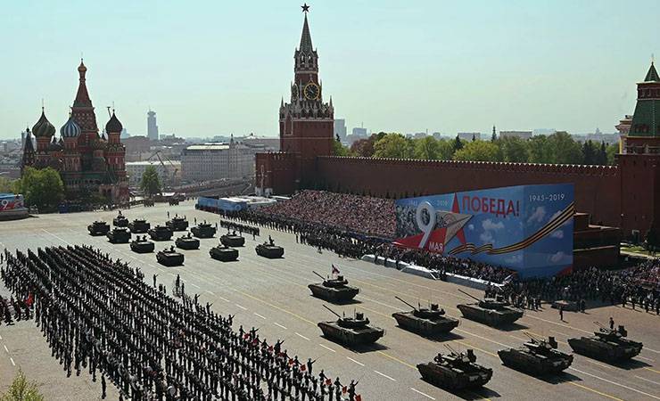 В Кремле рассказали, кто приедет на Парад Победы. Будет ли Лукашенко?