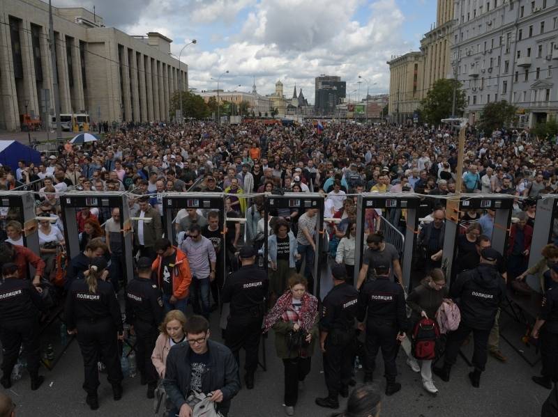 Марш пустых кастрюль-2020: ждать ли России массовых протестов после самоизоляции?