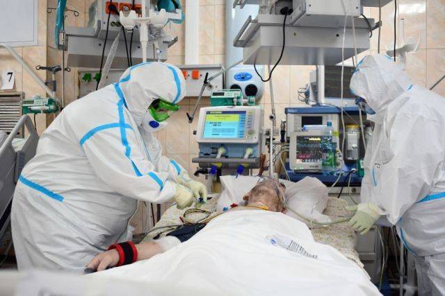 Собянин: московские врачи спасли десятки тысяч людей с коронавирусом