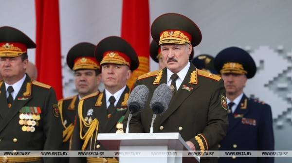 Лукашенко приедет на парад Победы в Москву