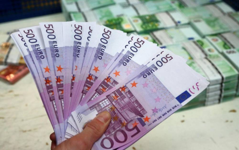 Украина получила транш на 500 млн евро от ЕС