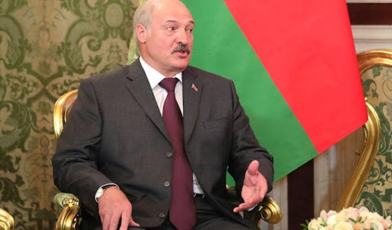 Александр Лукашенко поручил "прошерстить" бизнесменов, названных "буржуями"
