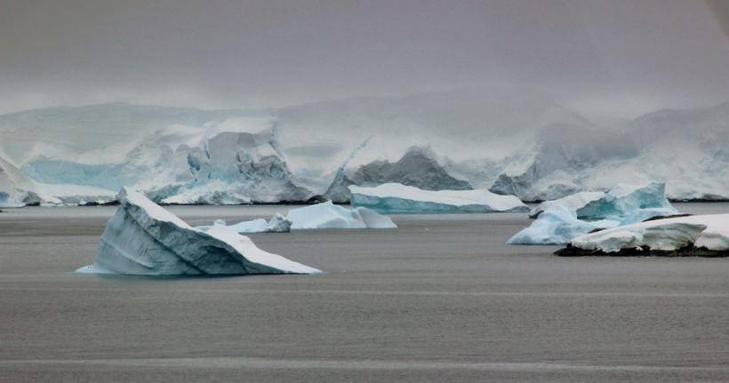 Ученые разгадали тайну исходящих из глубин Антарктиды радиосигналов
